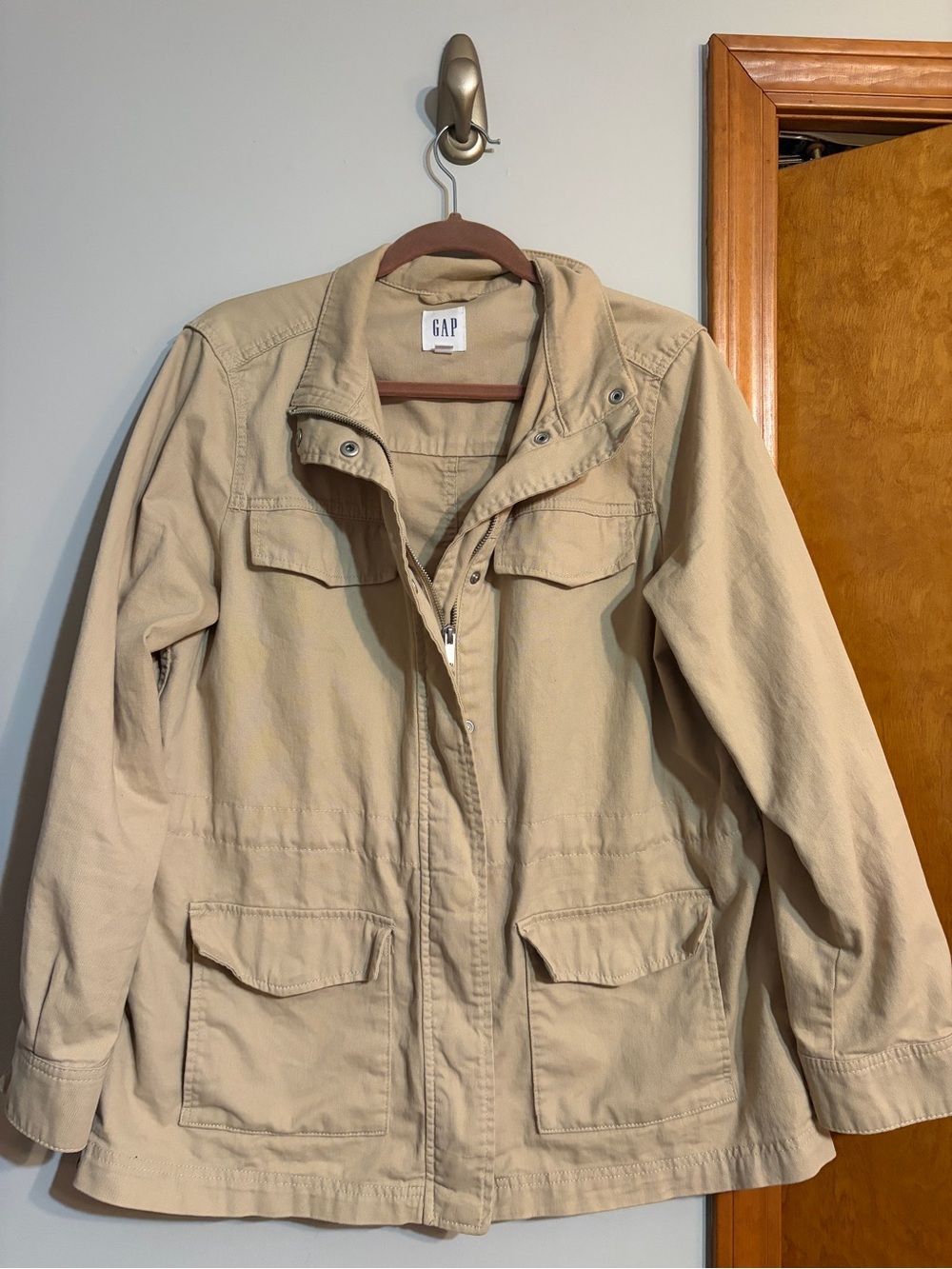 GAP Women's Tan Utility Jacket with Flap Pockets